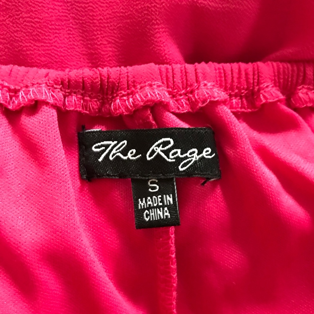 Fuchsia blouse - Picture 3 of 3